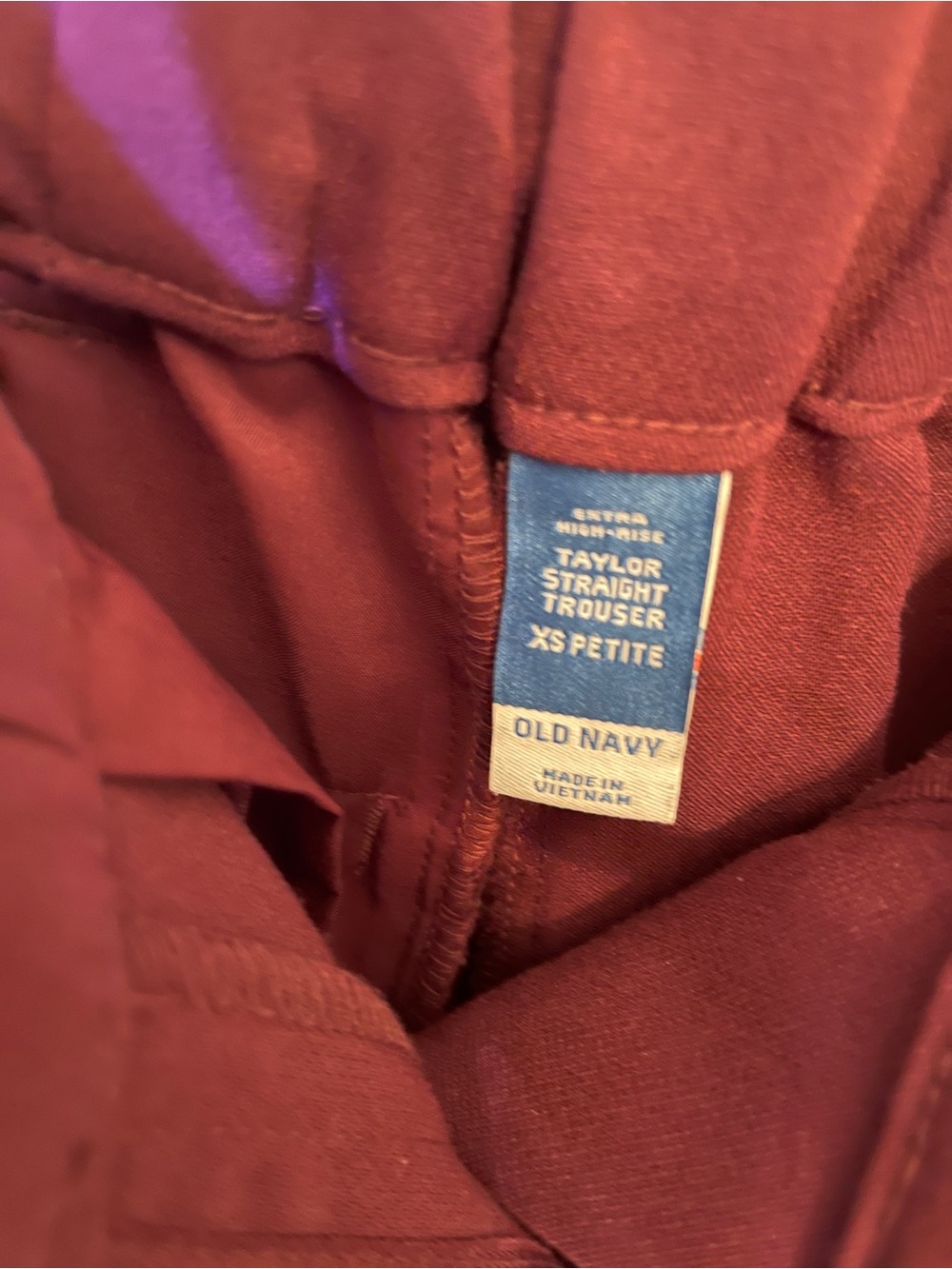 Old Navy Burgundy Straight-Leg Pull-On Trousers - Picture 2 of 3